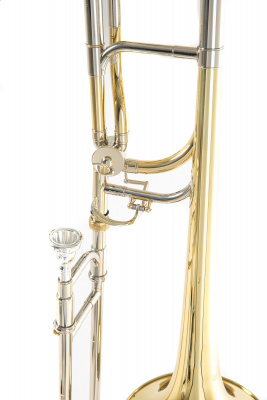 ROY BENSON TT-236F Bb/F тенор тромбон